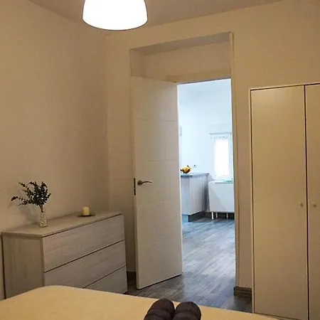 Apartamento 'Ronda De Toledo' Madrid Exterior photo